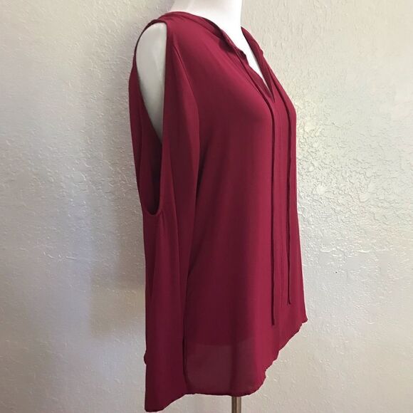LOFT Ann Taylor Tie Neck Cold Shoulder Blouse - Picture 5 of 8